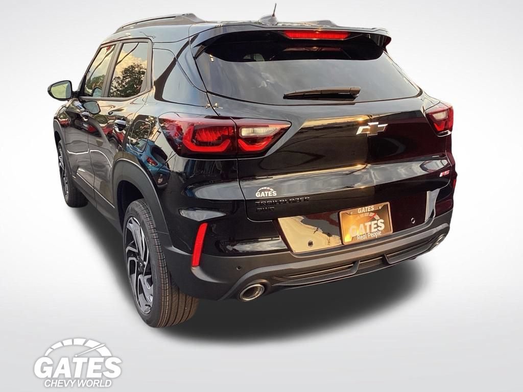 New 2026 Chevrolet TrailBlazer RS w/ Driver Confidence Package AWD/4WD image 3