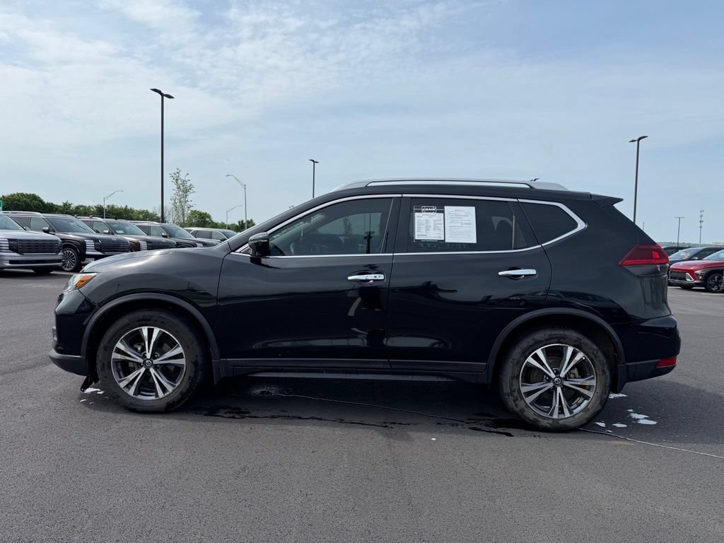Used 2019 Nissan Rogue SV w/ Premium Package FWD image 7