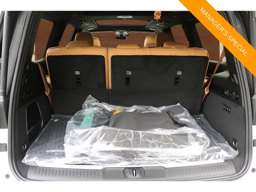New 2026 Jeep Grand Wagoneer Summit AWD/4WD image 18