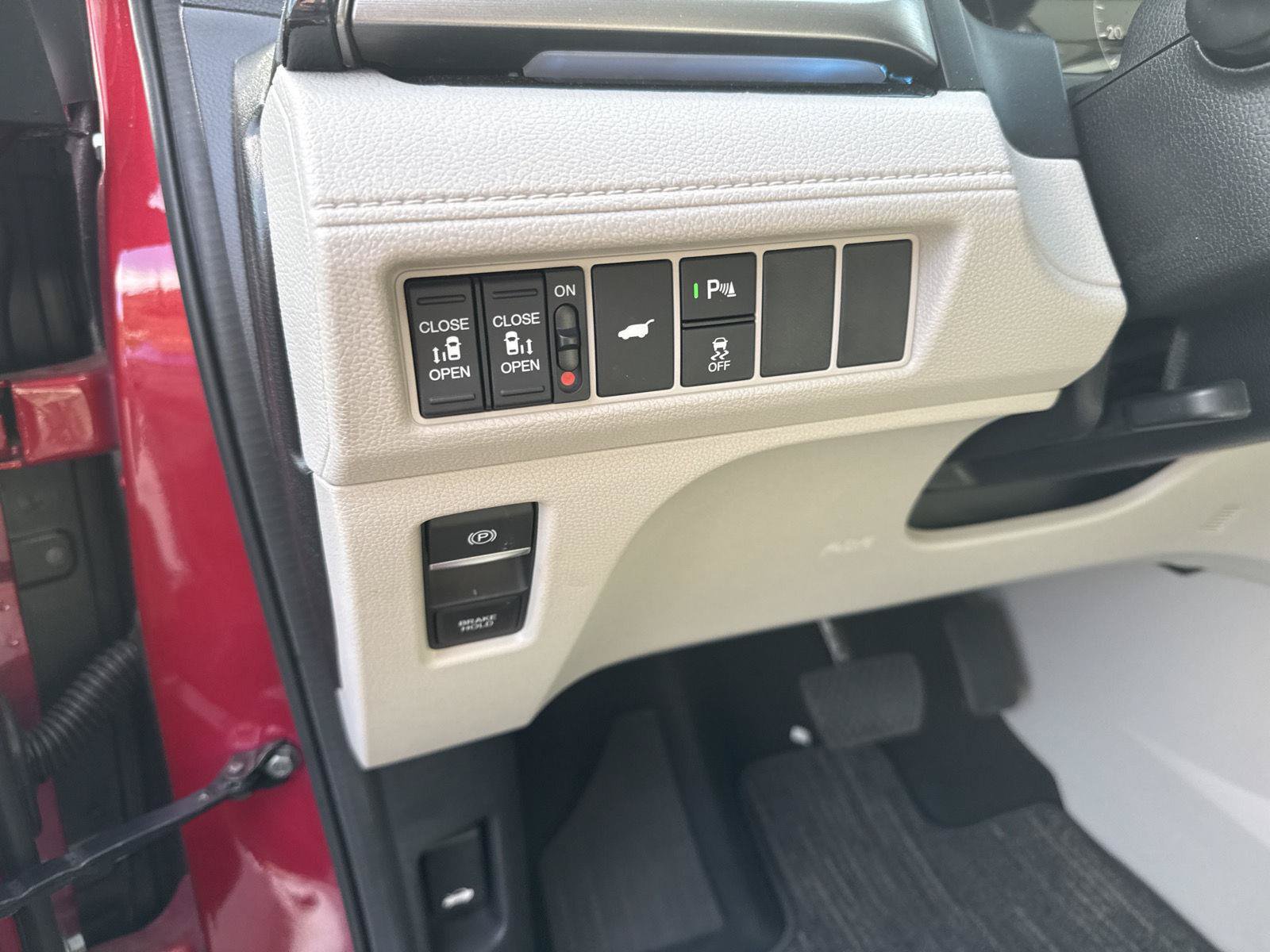 Used 2026 Honda Odyssey Touring image 18