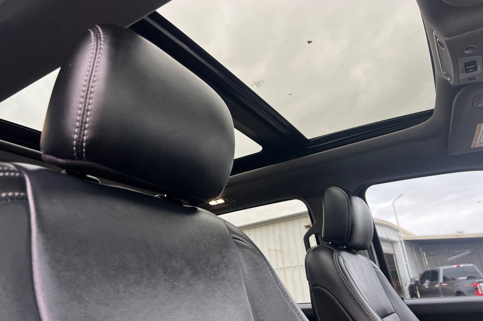 Certified 2020 Ford F350 Lariat image 17