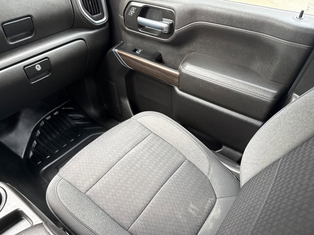 Used 2023 Chevrolet Silverado 3500 LT w/ Convenience Package AWD/4WD image 16