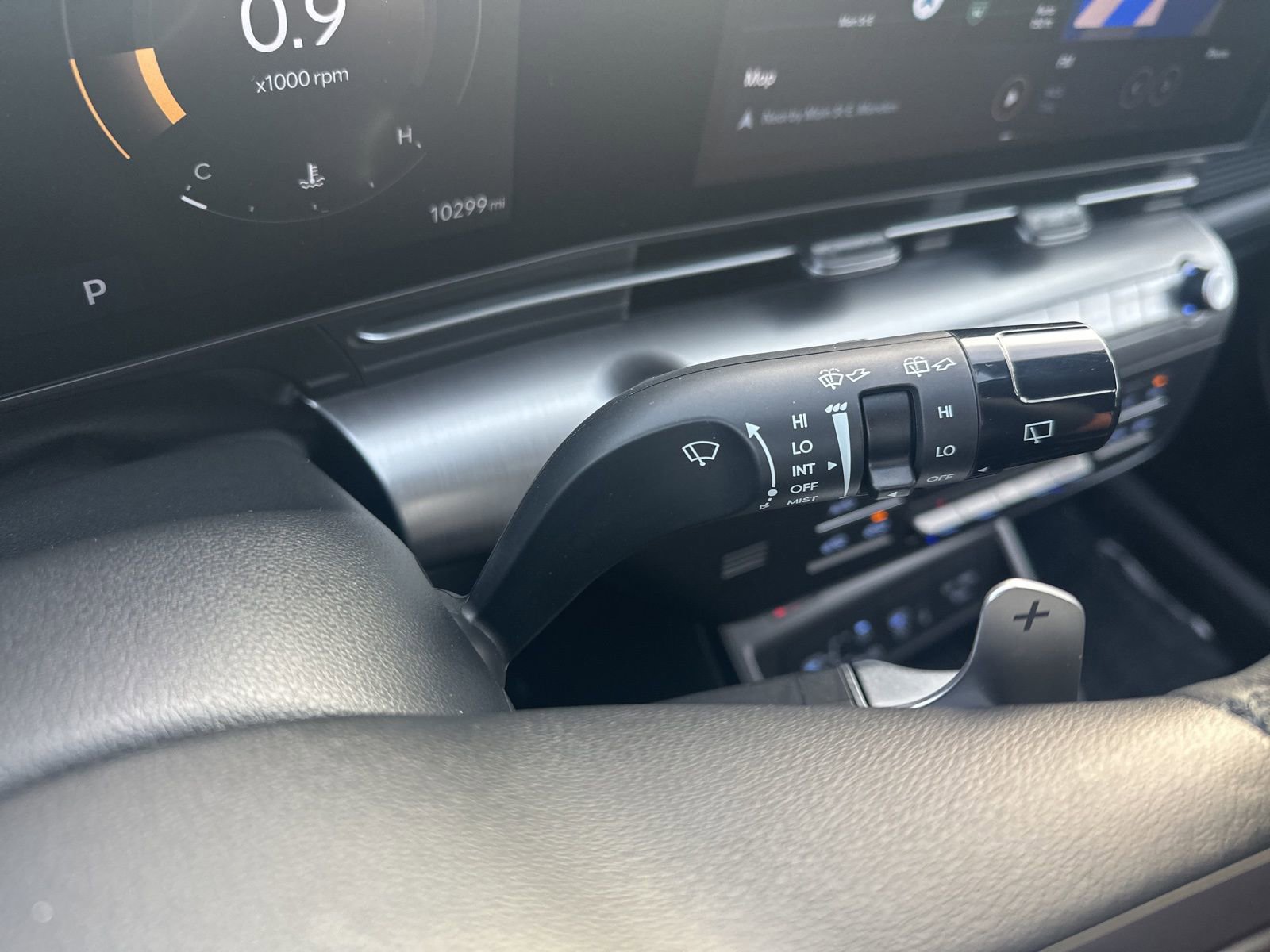 Used 2025 Hyundai Kona SEL image 18