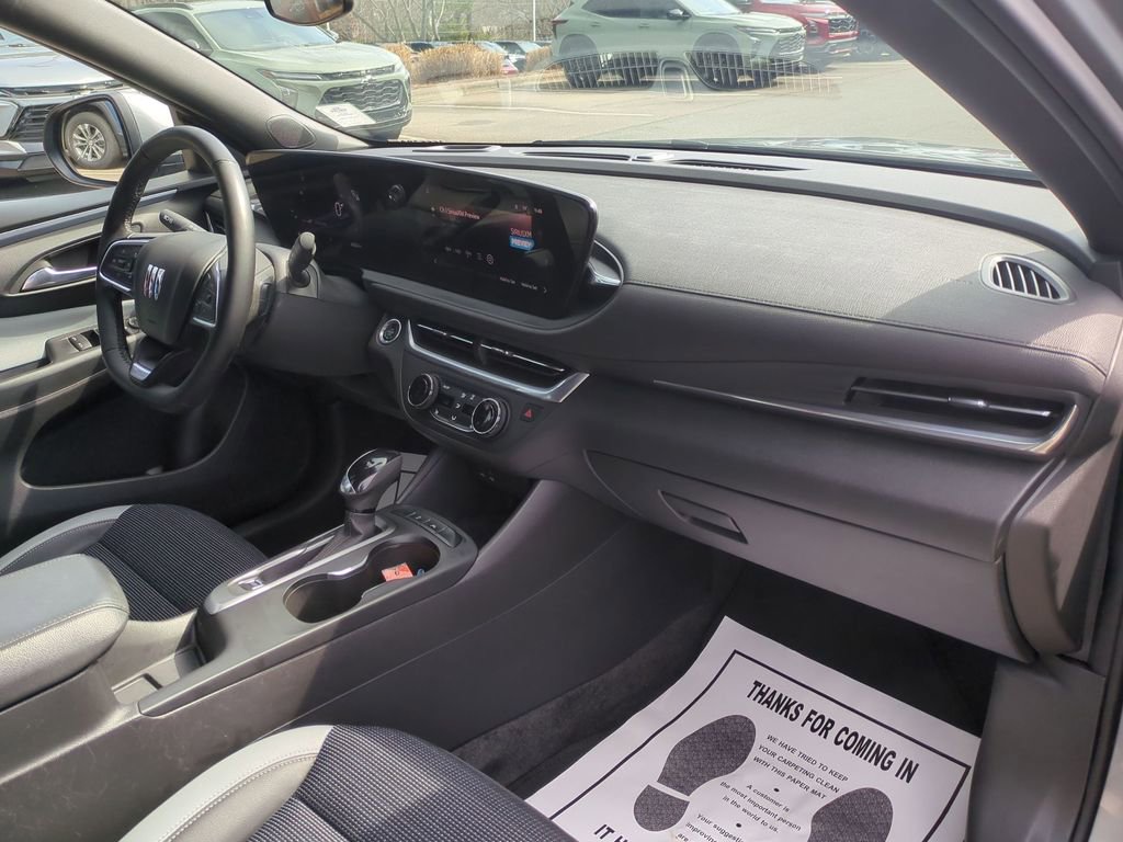 Used 2024 Buick Envista Preferred w/ Convenience I Package image 30