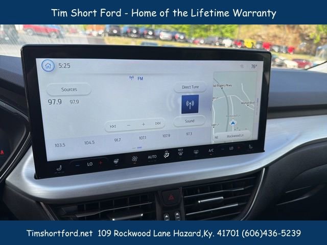 Used 2024 Ford Escape Platinum AWD/4WD image 14