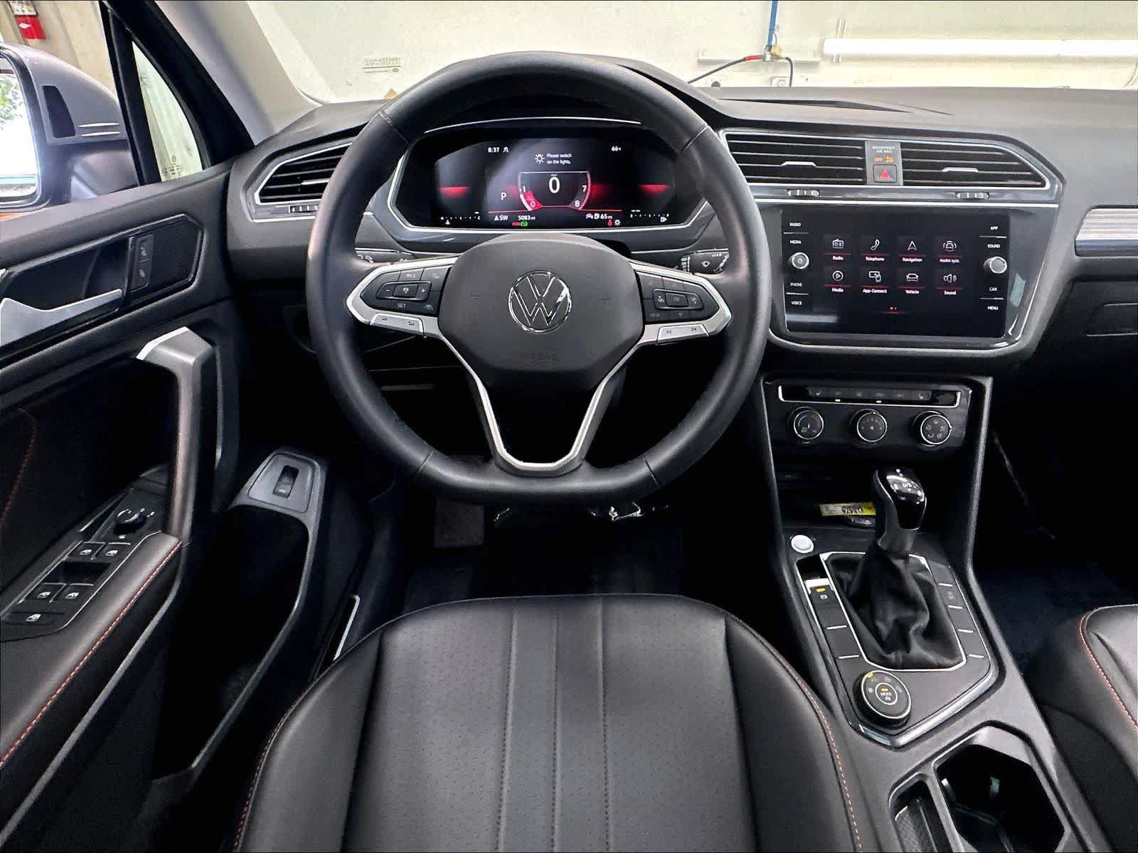 Used 2024 Volkswagen Tiguan Wolfsburg Edition AWD/4WD image 11