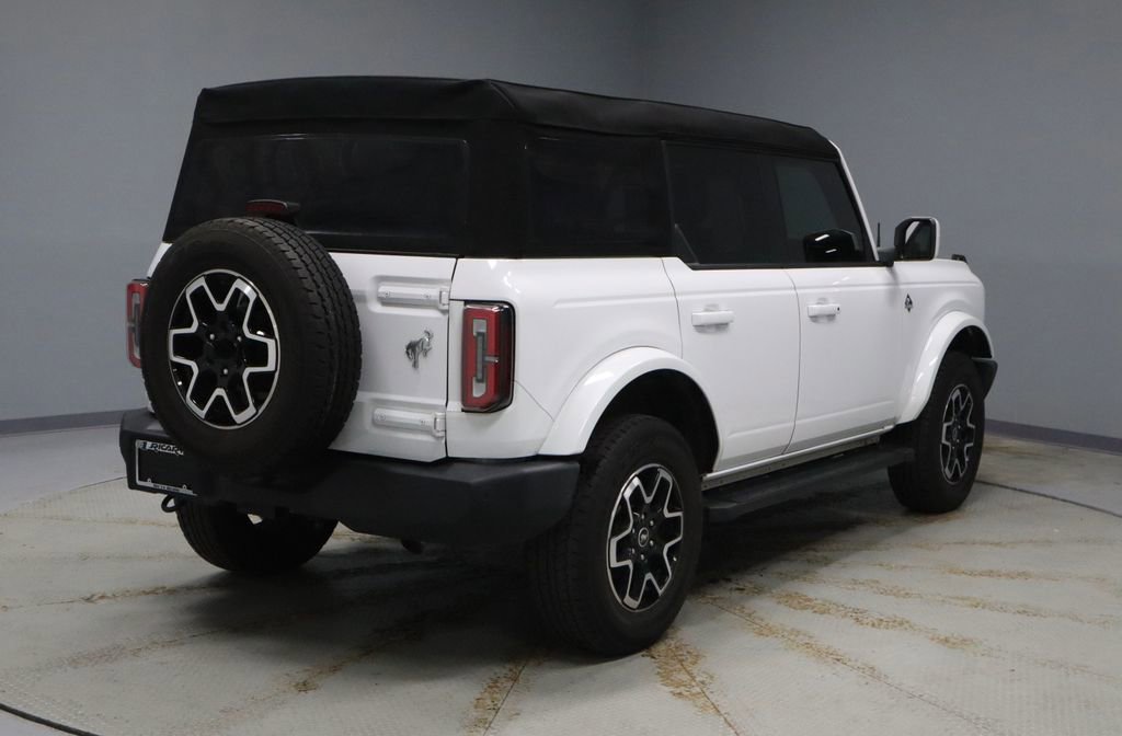 Certified 2024 Ford Bronco Outer Banks image 11