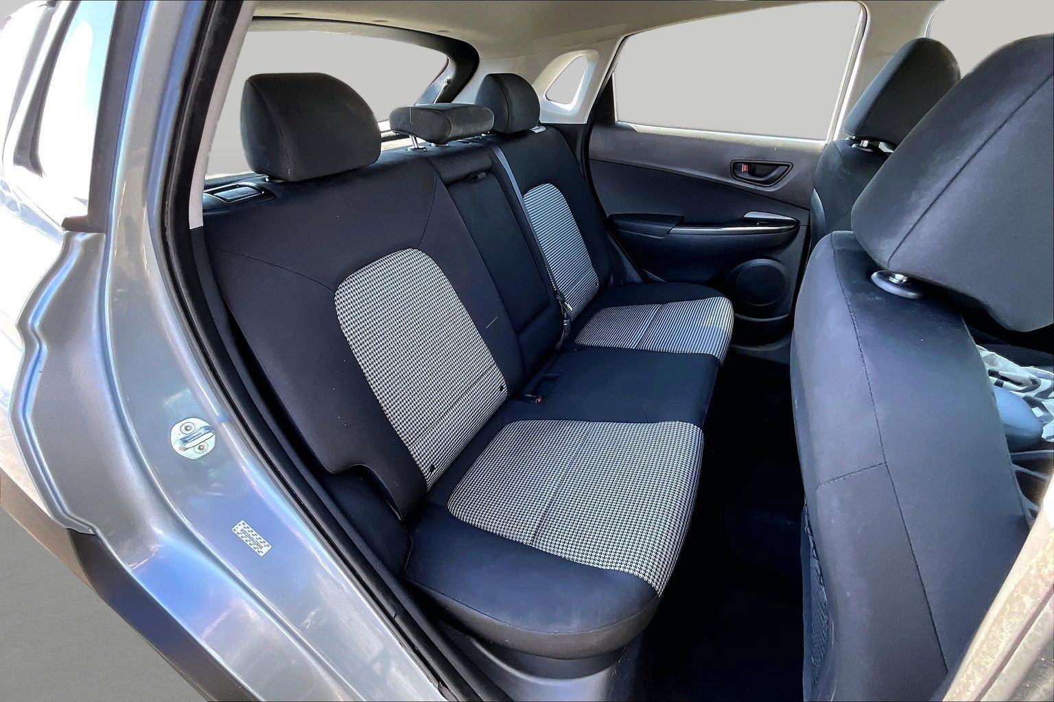 Used 2019 Hyundai Kona SE FWD image 25