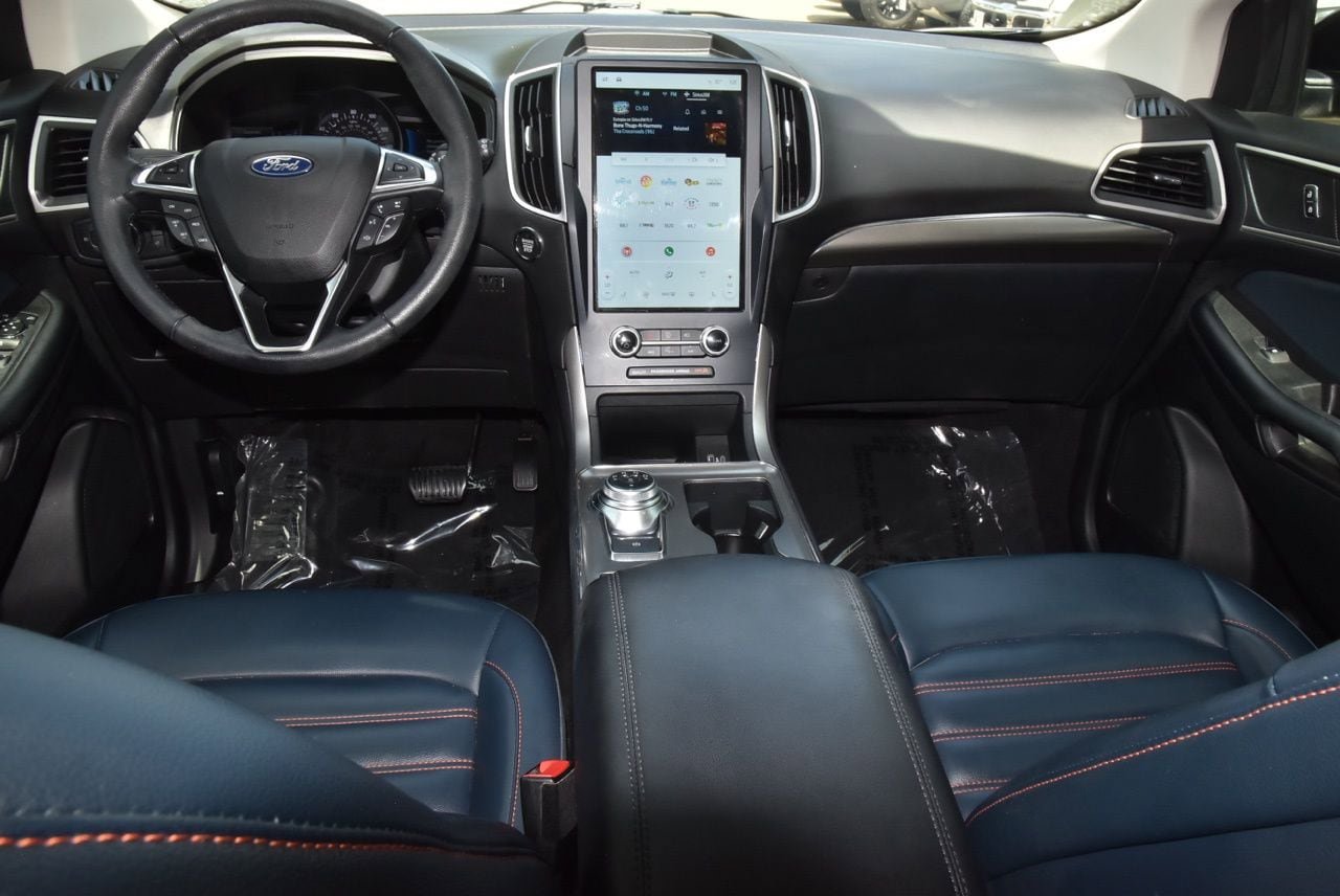 Certified 2022 Ford Edge SEL w/ Sport Appearance Package image 16