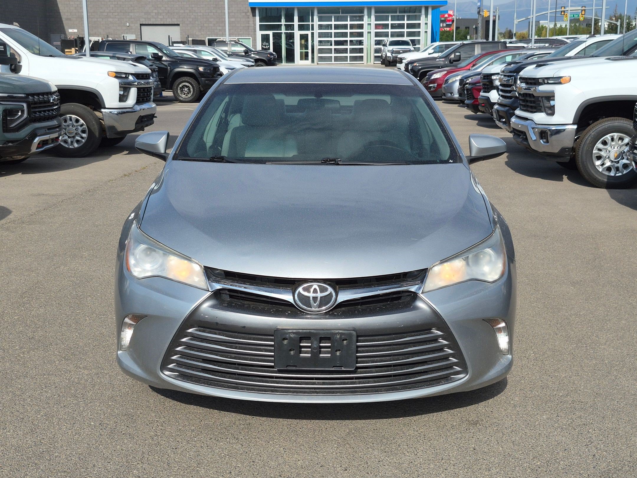 Used 2017 Toyota Camry LE FWD image 9
