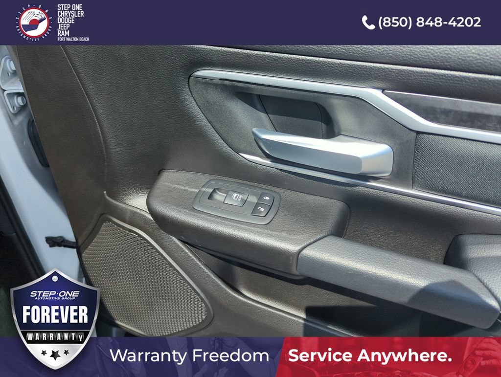 Used 2023 RAM 1500 Big Horn AWD/4WD image 32