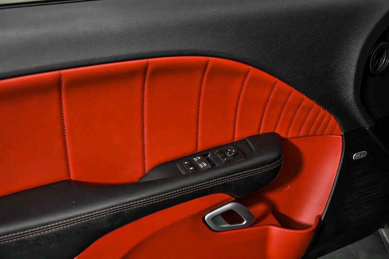 Used 2016 Dodge Challenger R/T Plus RWD image 13