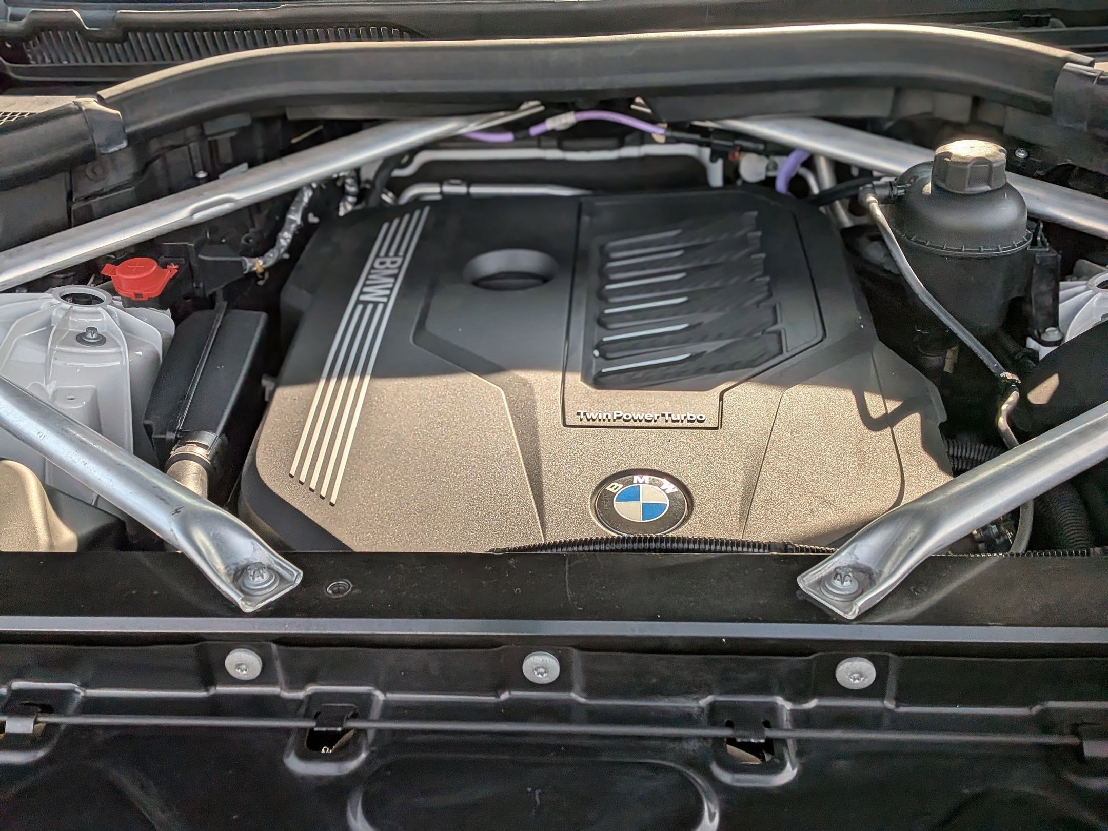 Used 2021 BMW X5 xDrive40i w/ M Sport Package image 41