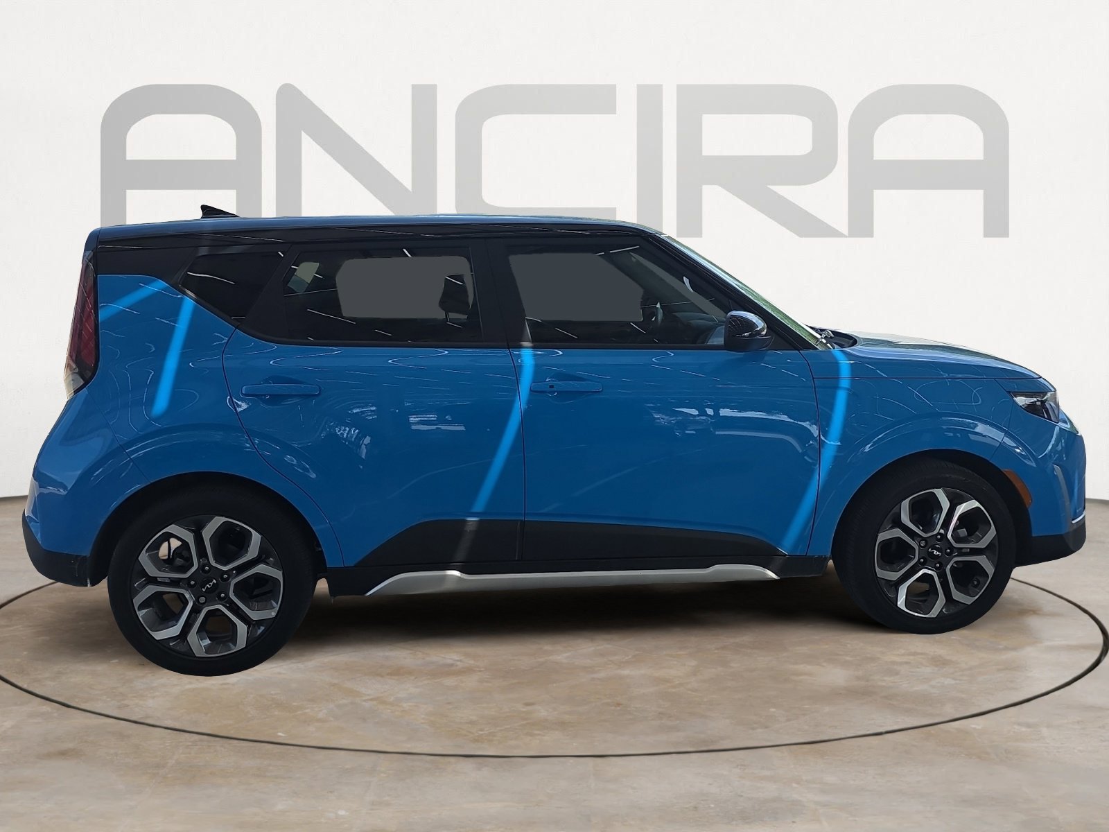 Certified 2025 Kia Soul EX FWD image 9
