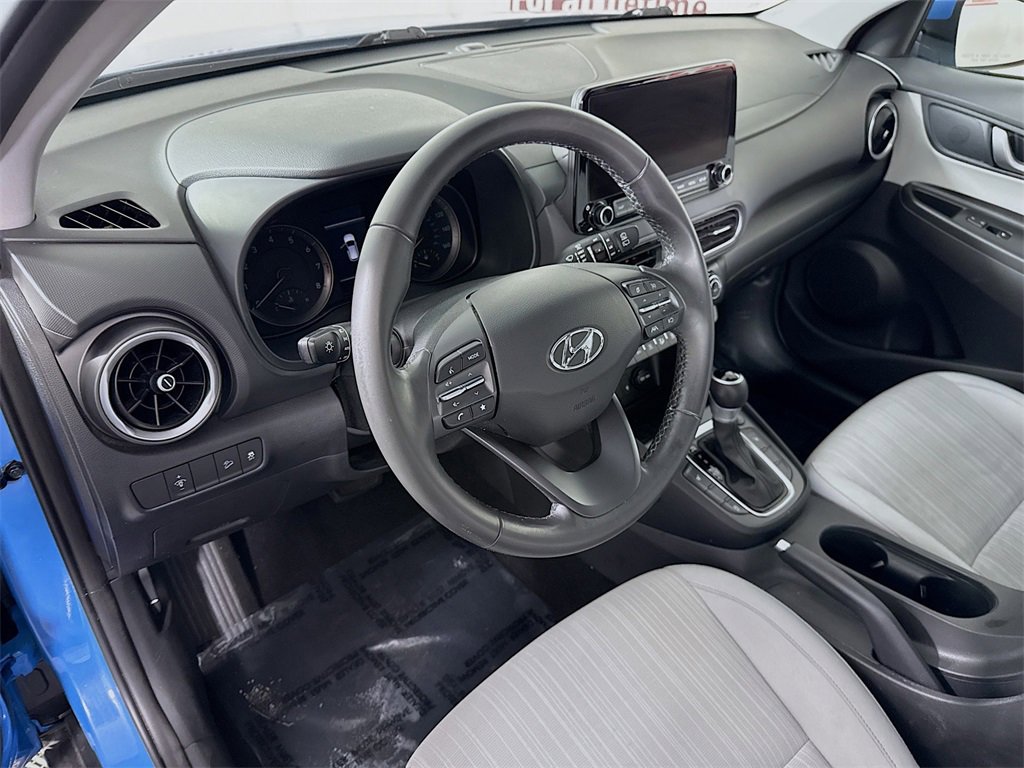 Certified 2023 Hyundai Kona SEL w/ Convenience Package image 19