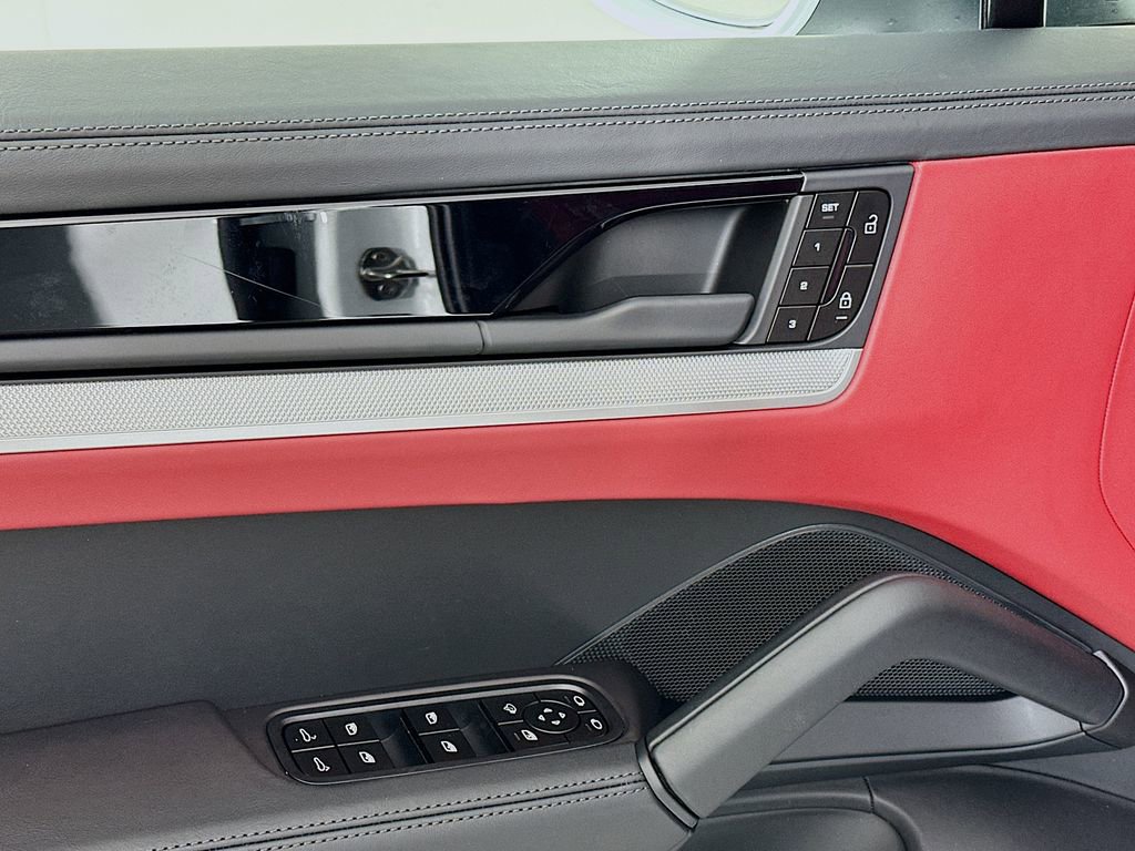 New 2026 Porsche Cayenne Coupe image 20