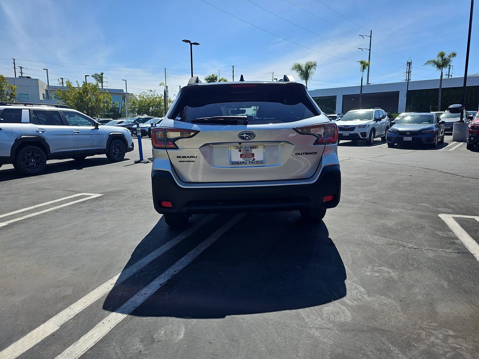 Used 2023 Subaru Outback Onyx Edition AWD/4WD image 6