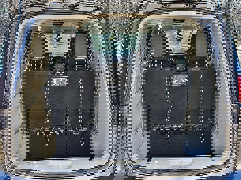 Used 2019 Chrysler Pacifica Touring-L image 26