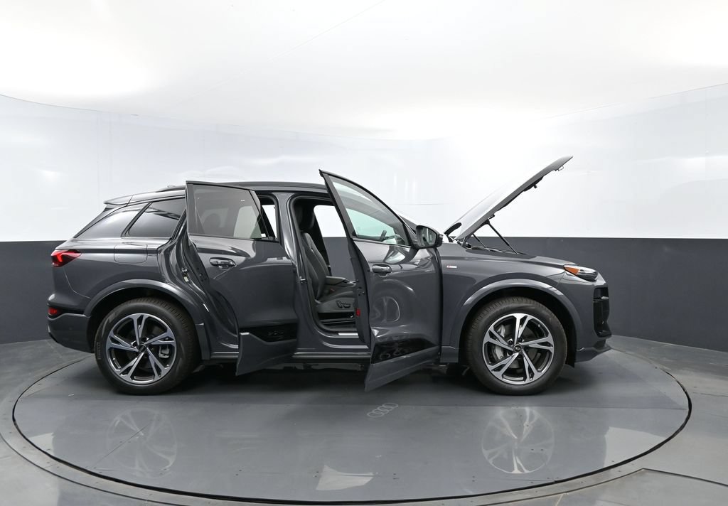 New 2027 Audi Q6 e-tron Premium AWD/4WD image 29