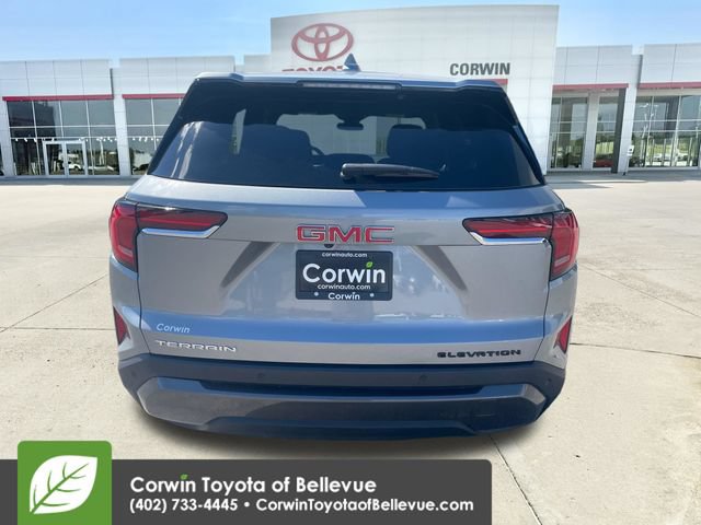 Used 2026 GMC Terrain Elevation FWD image 4
