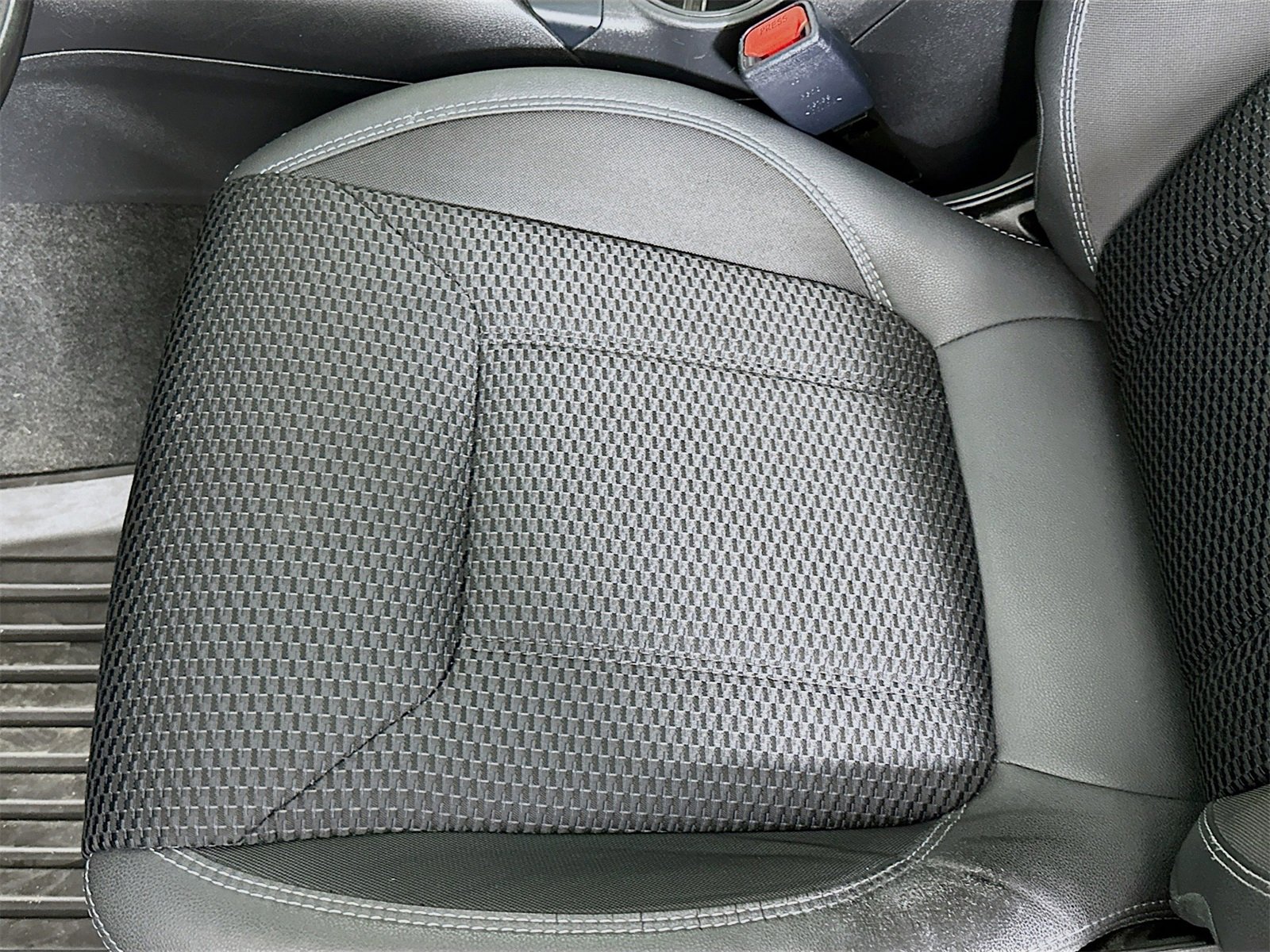 Used 2020 Subaru Forester Premium image 18