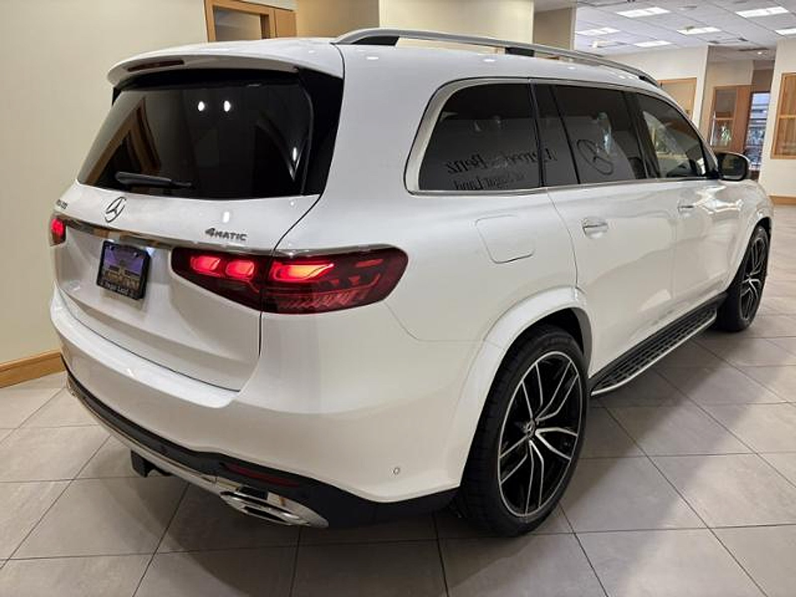 New 2026 Mercedes-Benz GLS 450 4MATIC image 5