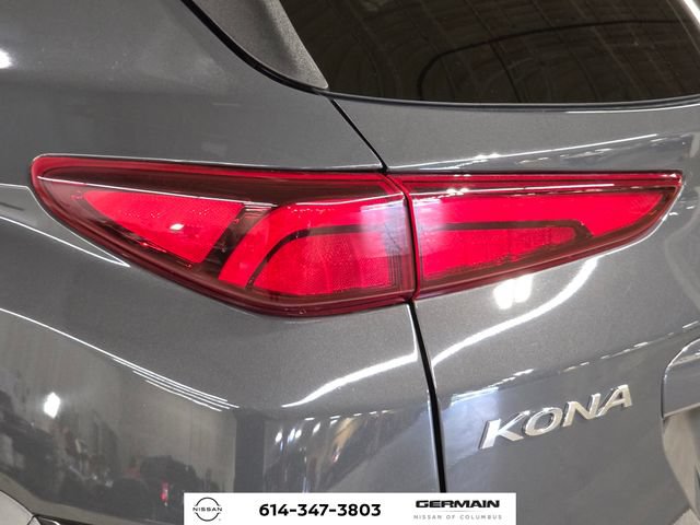Used 2023 Hyundai Kona Limited AWD/4WD image 16