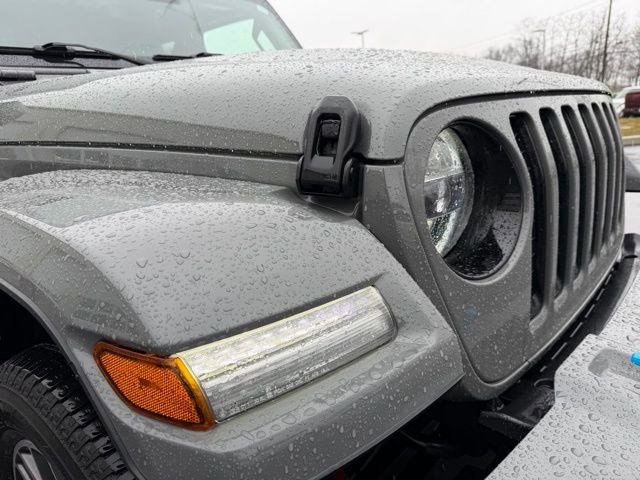 Used 2022 Jeep Wrangler Unlimited Sahara image 10