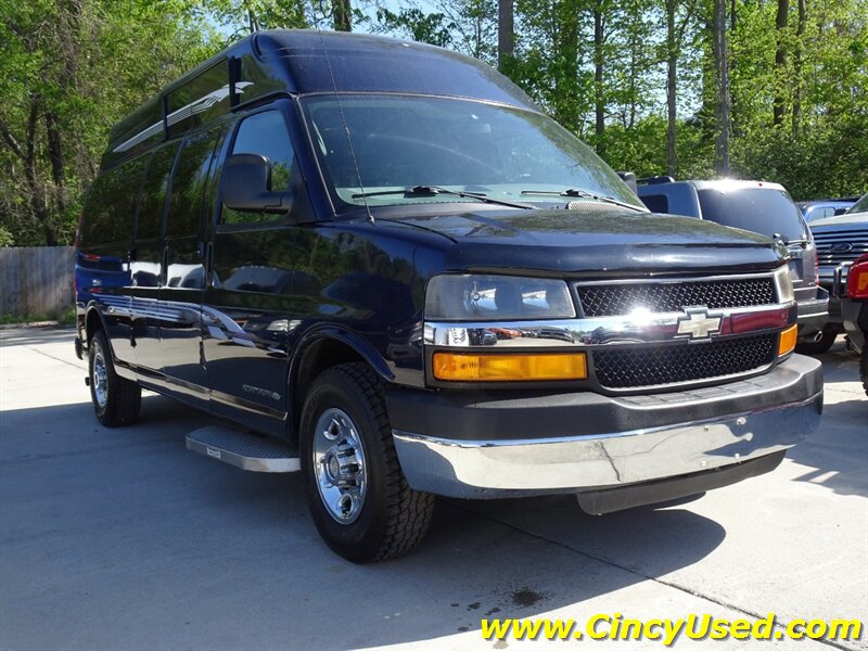 Used 2012 Chevrolet Express 3500 LT w/ LT Preferred Equipment Group RWD image 5