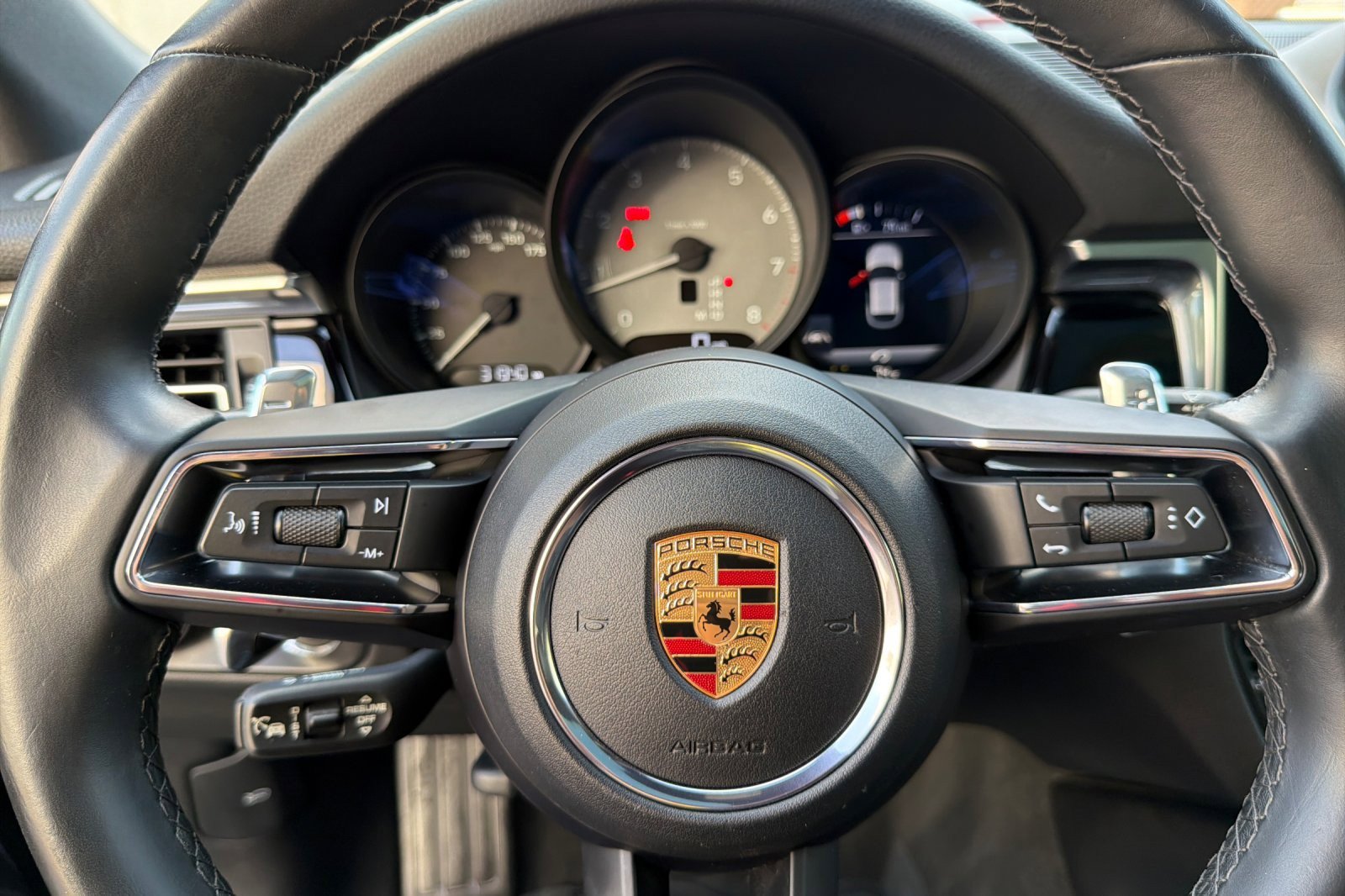 Used 2022 Porsche Macan S w/ Premium Package Plus AWD/4WD image 22