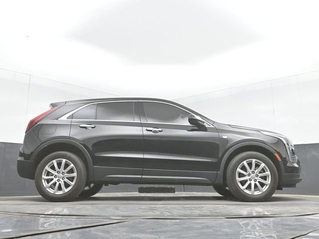 Used 2023 Cadillac XT4 Luxury w/ Cold Weather Package FWD image 34