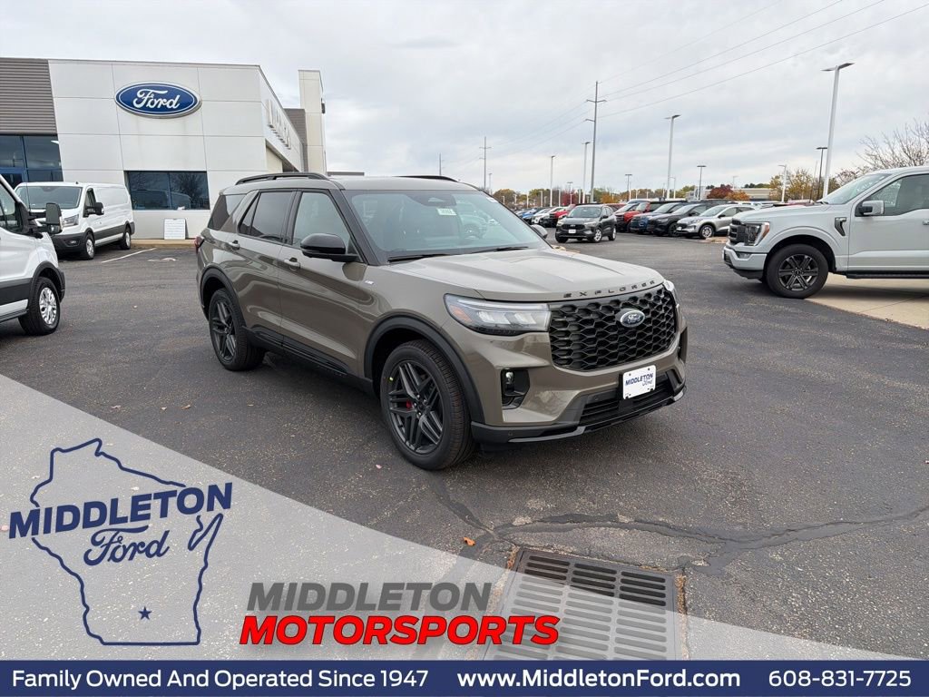 New 2026 Ford Explorer ST-Line w/ ST-Line Street Pack