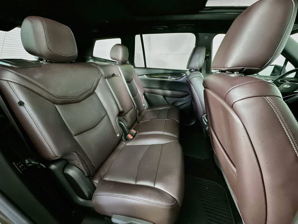 Used 2020 Cadillac XT6 Premium Luxury FWD image 34