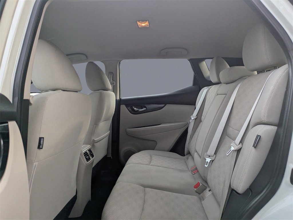 Used 2020 Nissan Rogue Sport SV image 13