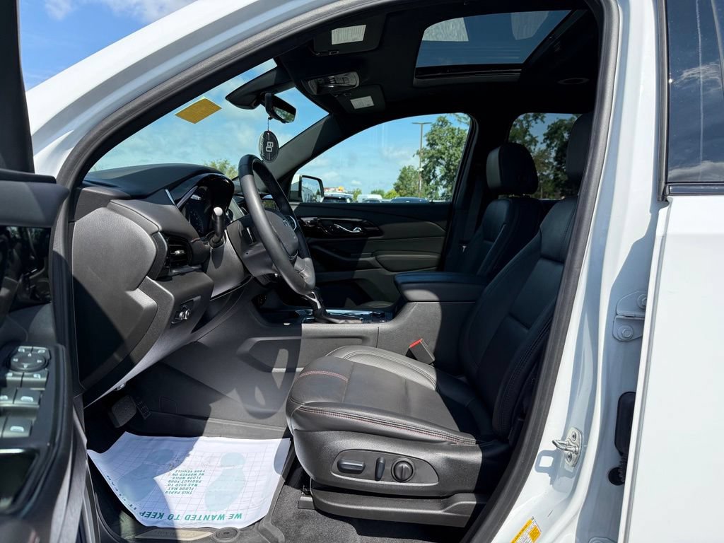 Used 2023 Chevrolet Traverse RS w/ LPO, Floor Liner Package AWD/4WD image 25