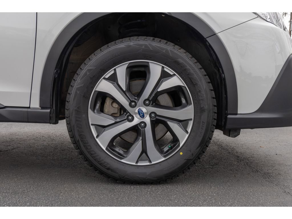 Used 2021 Subaru Outback Limited image 9