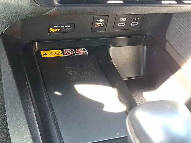 Used 2025 Toyota Camry SE w/ Convenience Package AWD/4WD image 21