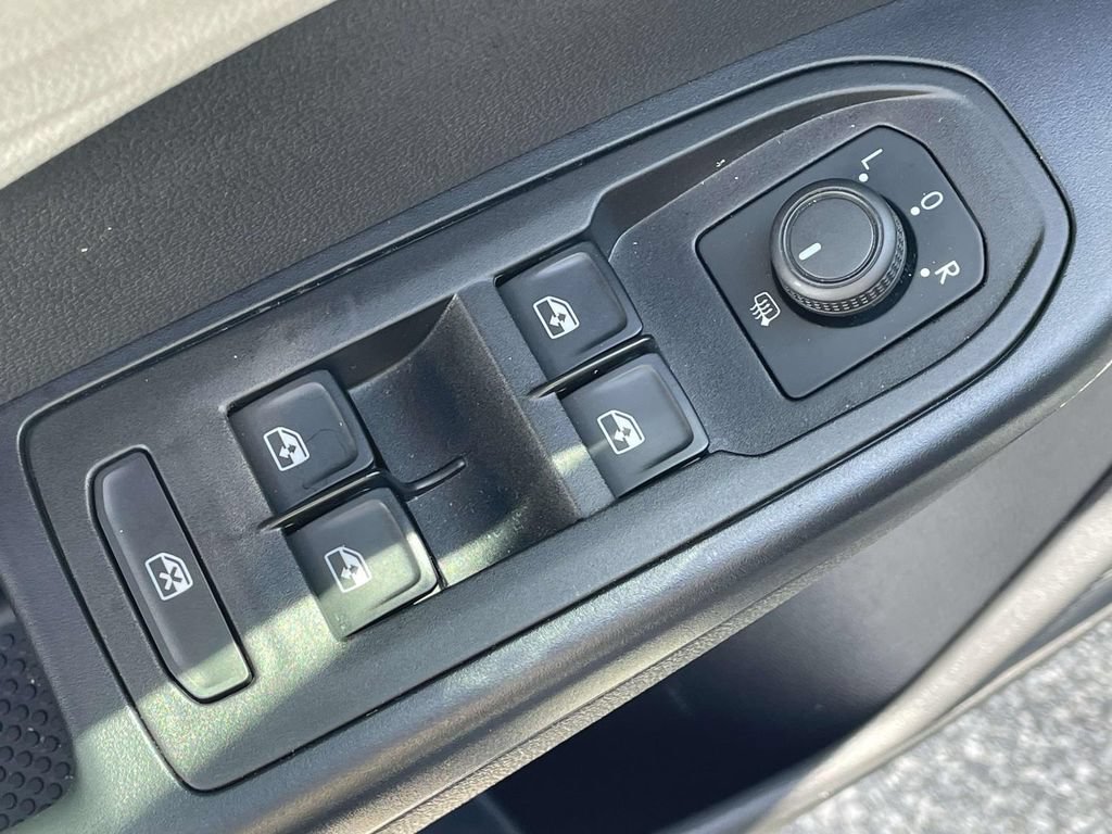 Certified 2024 Volkswagen Taos S AWD/4WD image 16