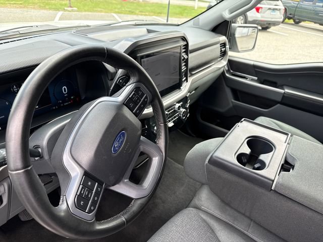 Used 2025 Ford F150 XLT w/ Equipment Group 301A Standard AWD/4WD image 16