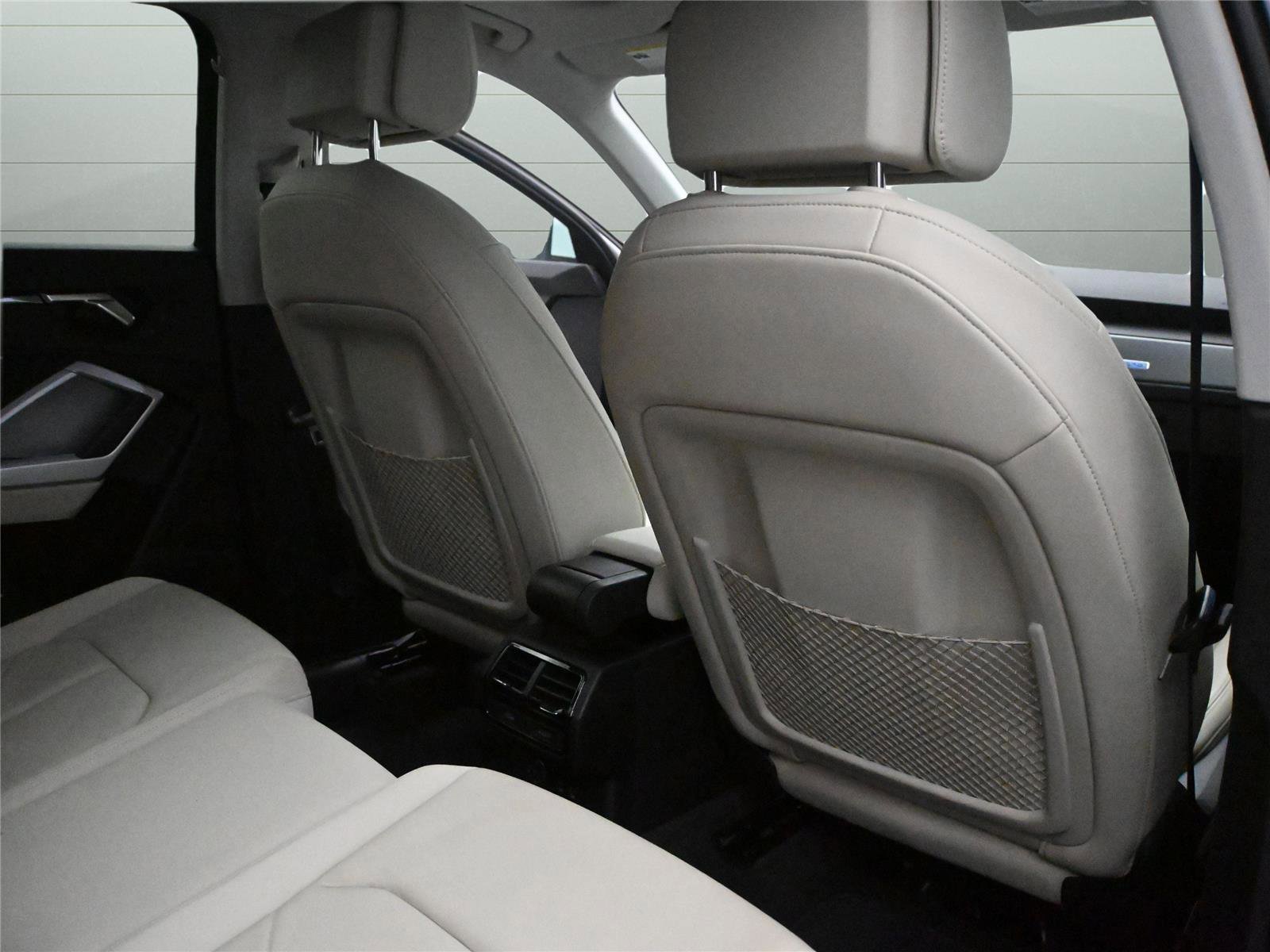 Used 2022 Audi Q3 2.0T Premium Plus w/ Premium Plus Package image 21