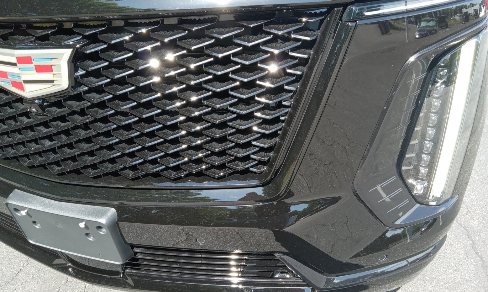 Certified 2026 Cadillac Escalade Platinum Sport AWD/4WD image 8