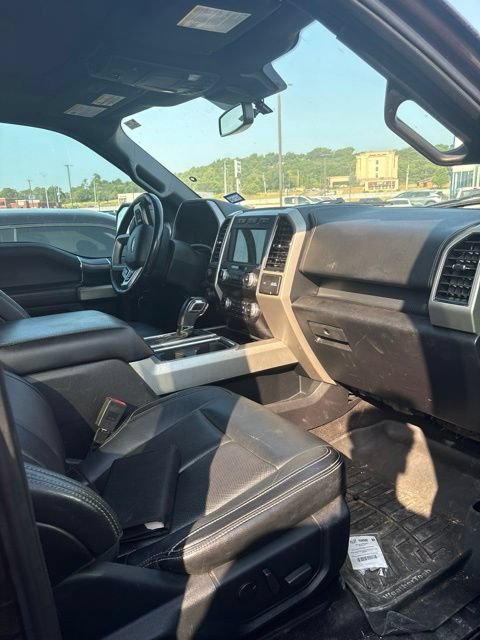 Used 2019 Ford F150 Lariat w/ Equipment Group 502A Luxury AWD/4WD image 8
