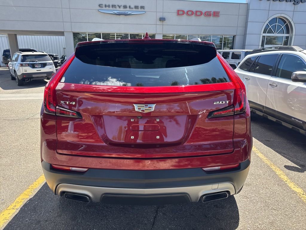 Used 2019 Cadillac XT4 Premium Luxury w/ Cold Weather Package image 6