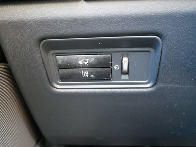 Used 2015 Land Rover Range Rover Supercharged image 25