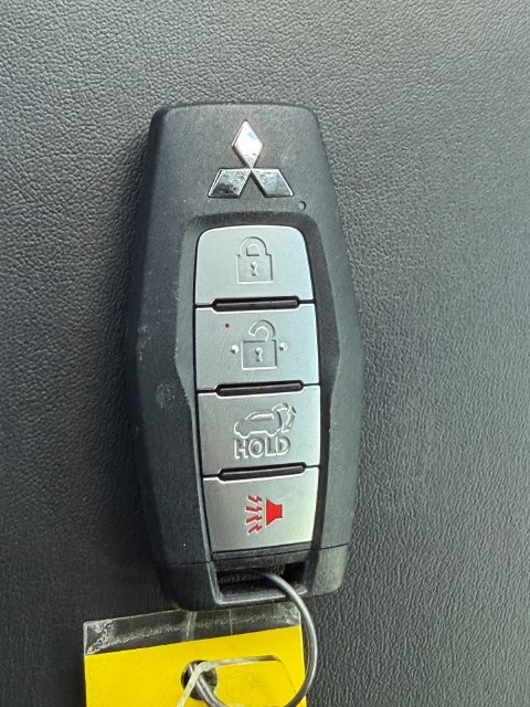 Used 2023 Mitsubishi Outlander SE AWD/4WD image 31