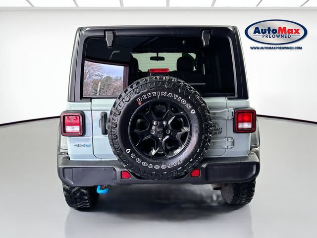 Used 2023 Jeep Wrangler Unlimited w/ Cold Weather Group AWD/4WD image 7