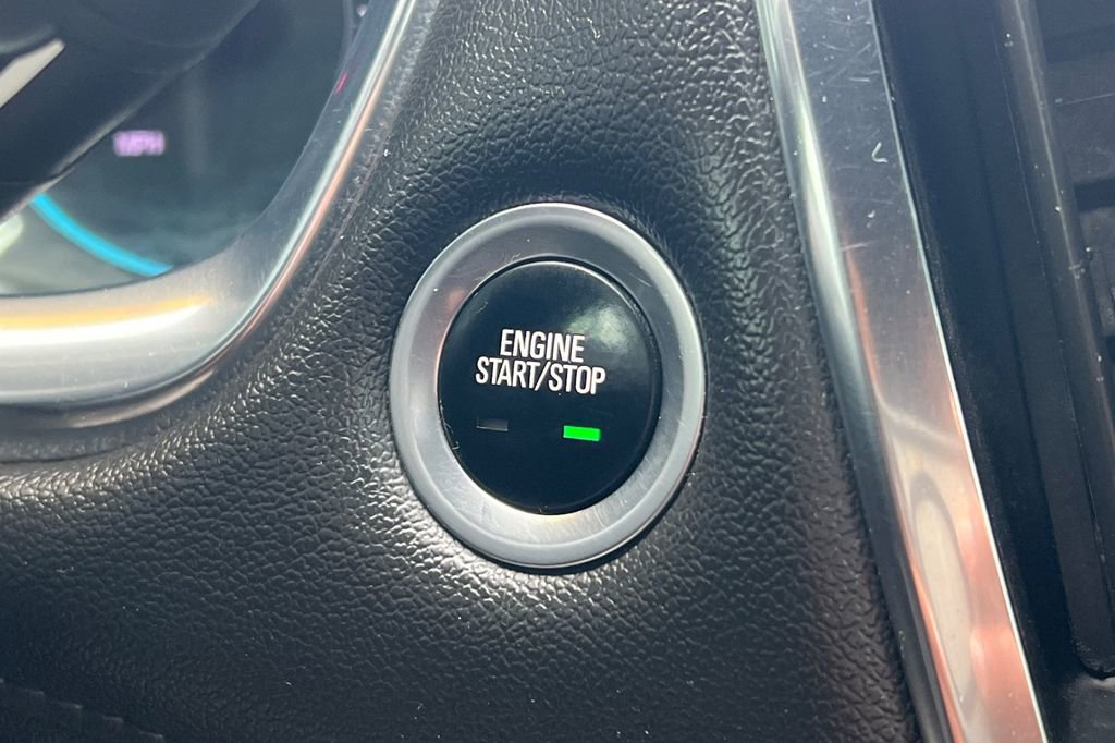 Used 2023 Chevrolet Traverse LT image 28