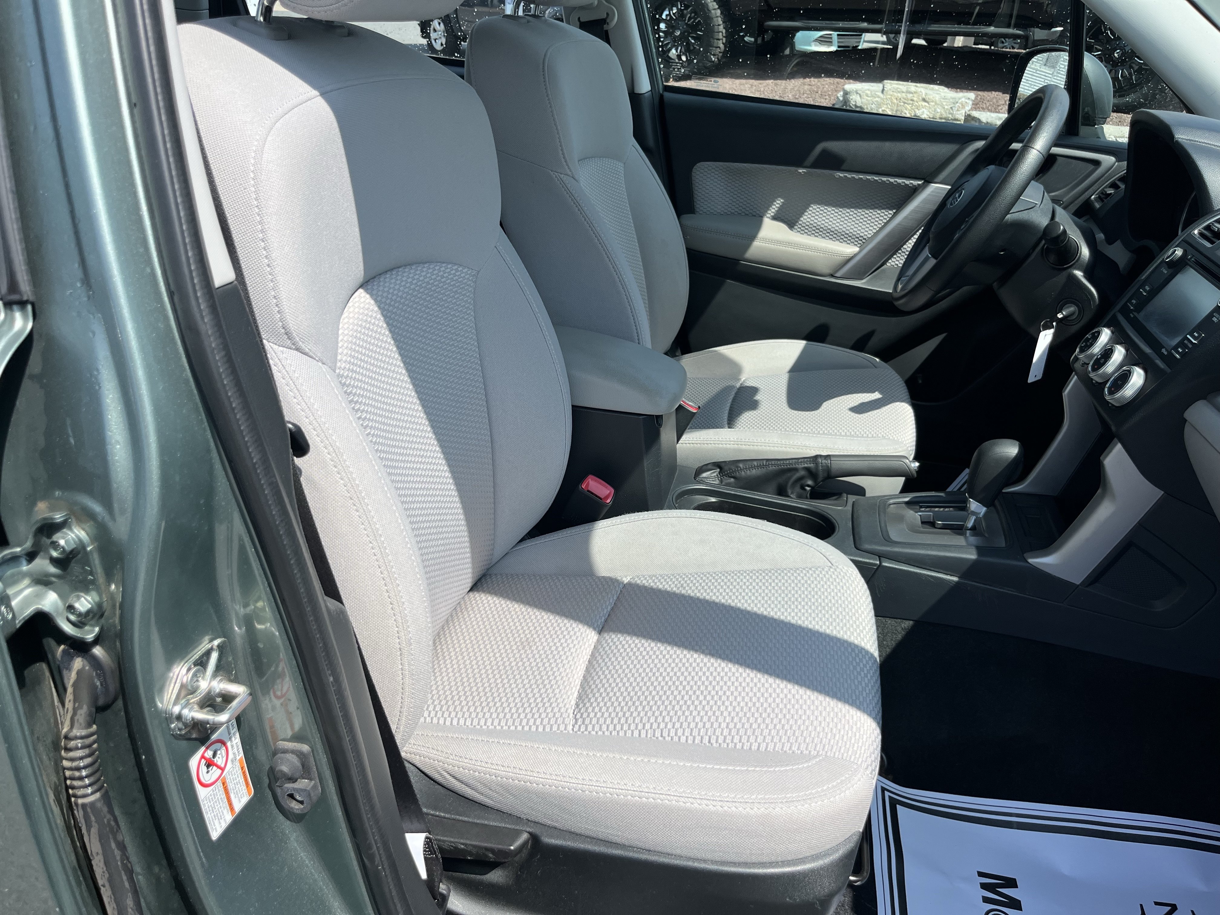 Used 2018 Subaru Forester 2.5i w/ Protection Package #1 AWD/4WD image 3