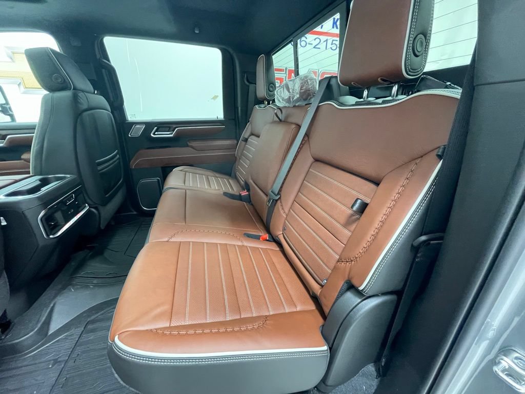 New 2026 GMC Sierra 2500 Denali Ultimate AWD/4WD image 13