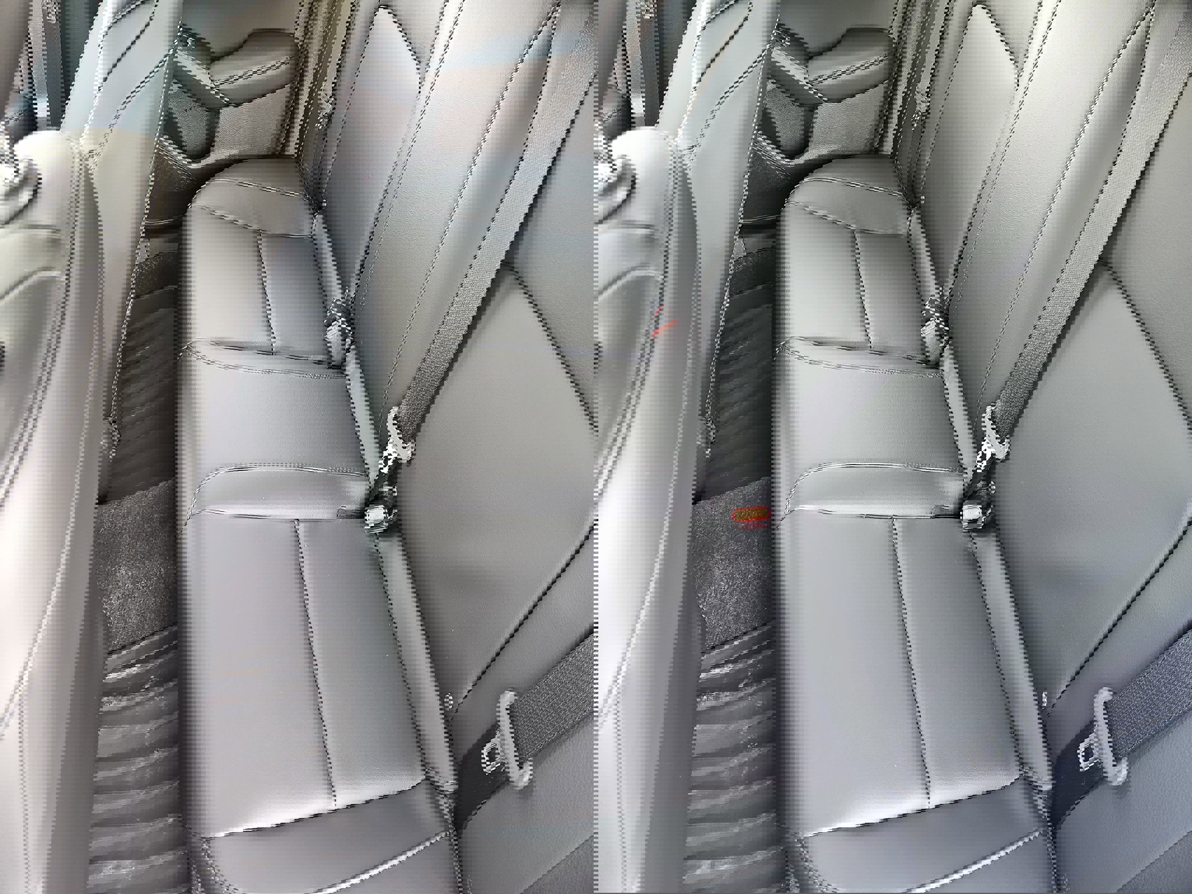 Certified 2025 Acura Integra Base image 13